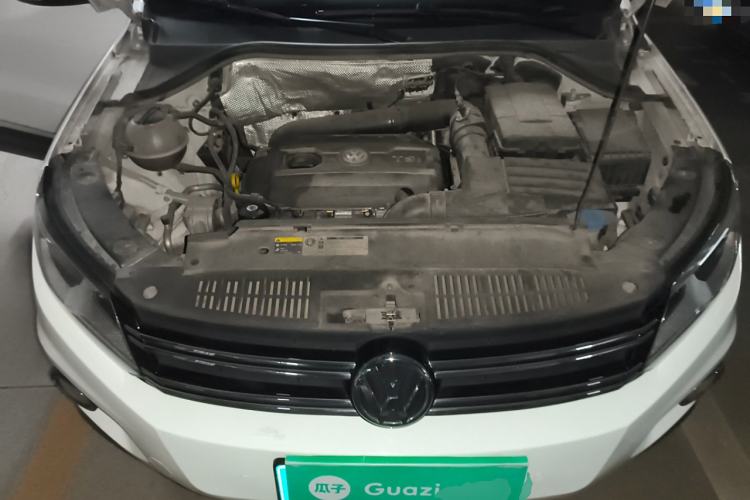 Used Volkswagen Tiguan 2012 2.0 TSI Comfort Edition Engine Bay