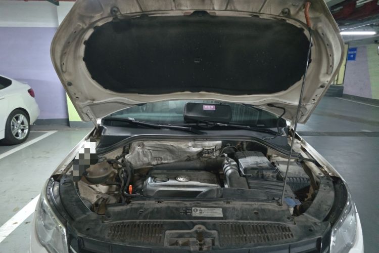 Used Volkswagen Tiguan 2012 1.8TSI Manual Two-Wheel Drive Urban Edition Engine Bay