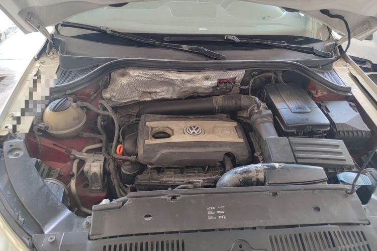 Used Volkswagen Tiguan 2012 1.8TSI Automatic All-Wheel Drive Elite Edition Engine Bay