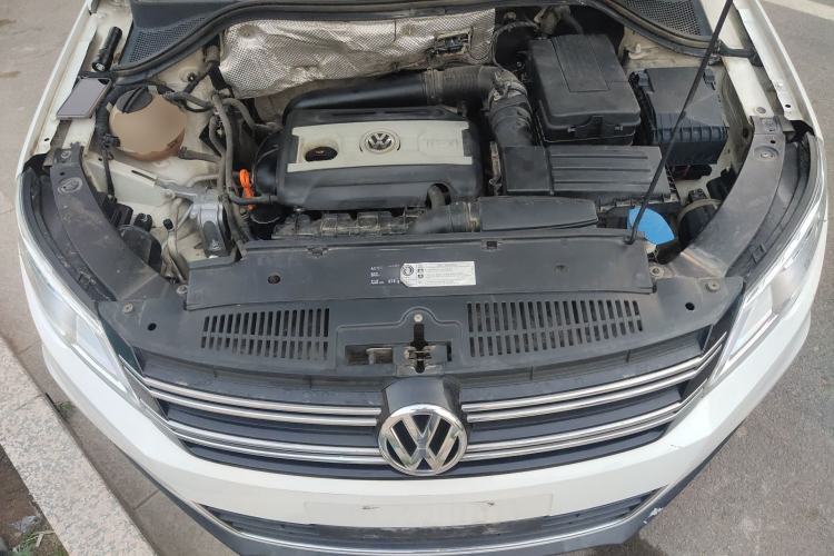 Used Volkswagen Tiguan 2012 1.8TSI Automatic Two-Wheel Drive Elite Edition Engine Bay
