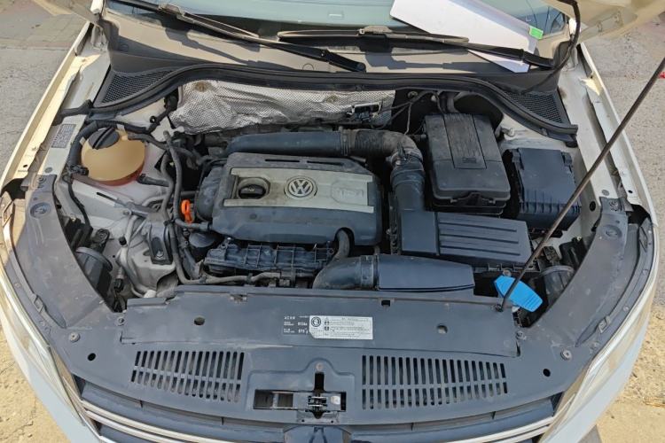 Used Volkswagen Tiguan 2012 1.8TSI Automatic Two-Wheel Drive Elite Edition Engine Bay