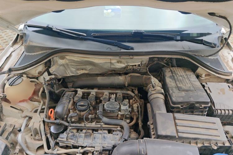 Used Volkswagen Tiguan 2012 1.8TSI Manual Two-Wheel Drive Enjoyment Edition Engine Bay