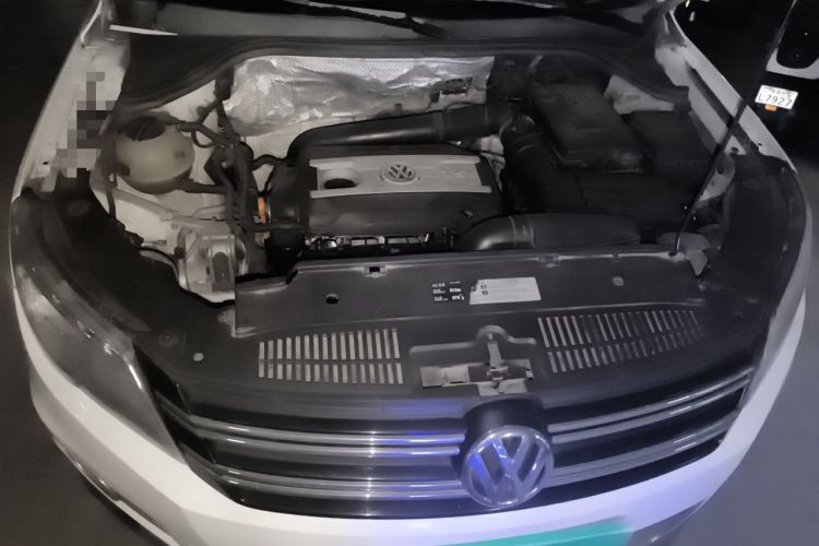 Used Volkswagen Tiguan 2012 1.8TSI Automatic All-Wheel Drive Elite Edition Engine Bay
