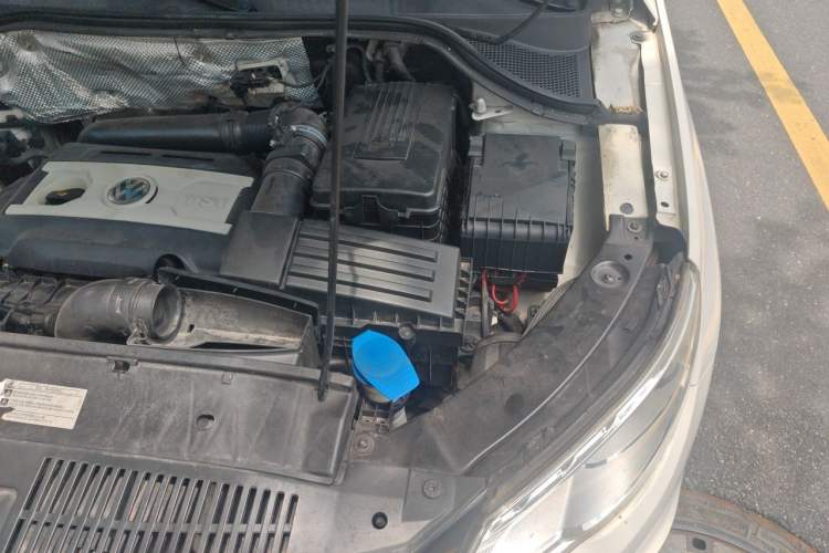 Used Volkswagen Tiguan 2012 1.8TSI Automatic Two-Wheel Drive Trend Edition Engine Bay Left