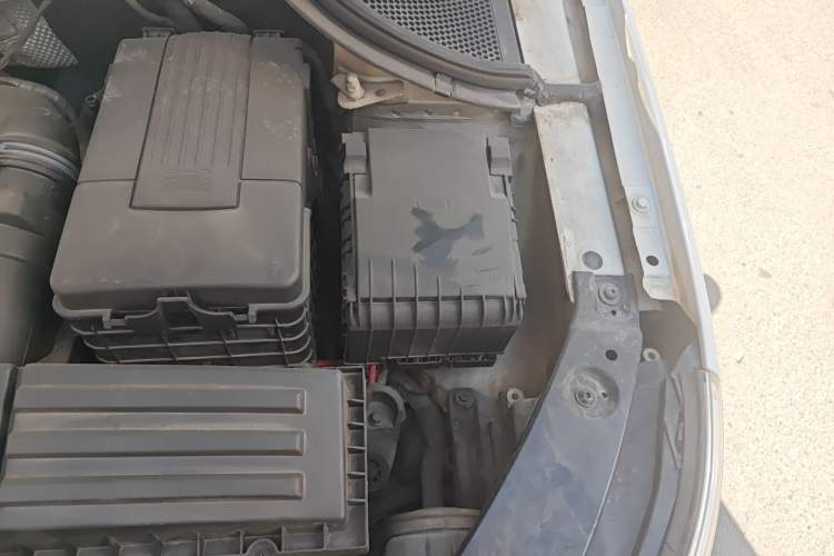 Used Volkswagen Tiguan 2012 2.0 TSI Automatic All-Wheel Drive Elite Edition Engine Bay Left