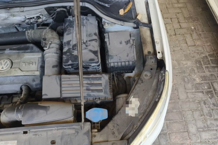 Used Volkswagen Tiguan 2012 1.8TSI Automatic Two-Wheel Drive Trend Edition Engine Bay Left