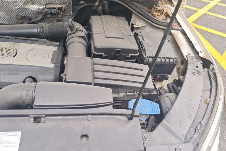 Used Volkswagen Tiguan 2012 1.8TSI Automatic Two-Wheel Drive Trend Edition Engine Bay Left