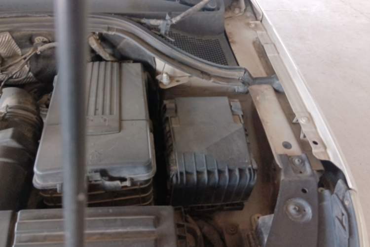 Used Volkswagen Tiguan 2012 1.8TSI Automatic Two-Wheel Drive Elite Edition Engine Bay Left