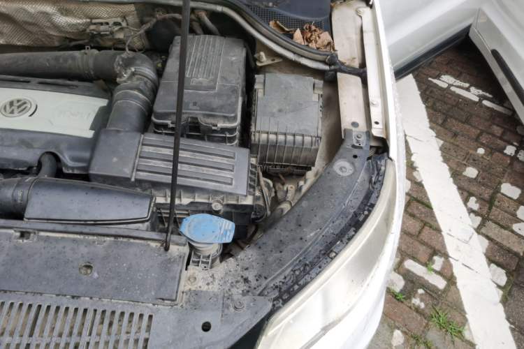 Used Volkswagen Tiguan 2012 2.0 TSI Automatic All-Wheel Drive Flagship Edition Engine Bay Left