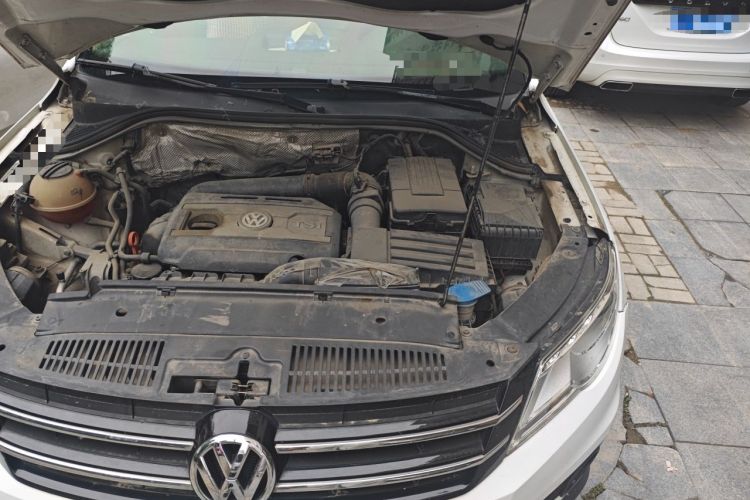 Used Volkswagen Tiguan 2012 1.8TSI Automatic Two-Wheel Drive Urban Edition Engine Bay Left