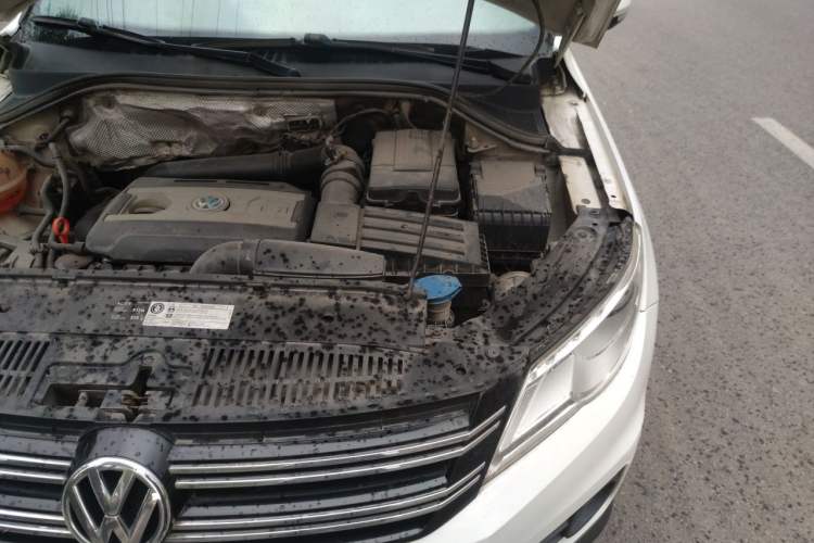 Used Volkswagen Tiguan 2012 1.8TSI Manual Two-Wheel Drive Enjoyment Edition Engine Bay Left