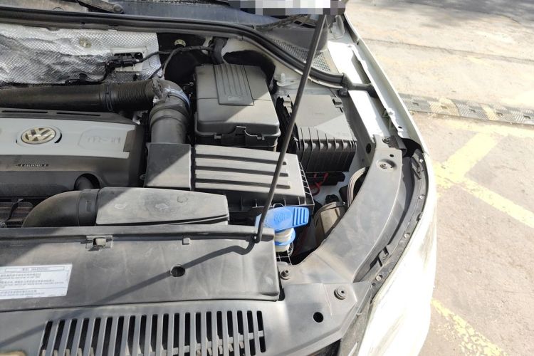 Used Volkswagen Tiguan 2012 1.8TSI Automatic All-Wheel Drive Fashion Edition Engine Bay Left
