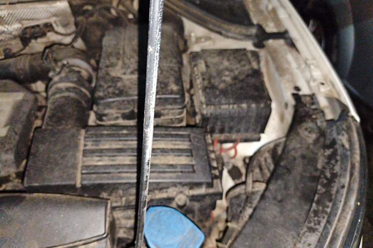 Used Volkswagen Tiguan 2012 1.8TSI Manual Two-Wheel Drive Urban Edition Engine Bay Left