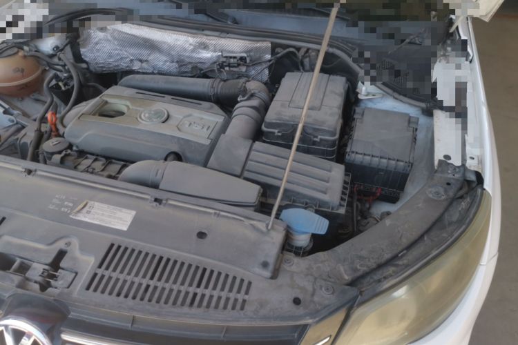 Used Volkswagen Tiguan 2012 1.8TSI Automatic Two-Wheel Drive Trend Edition Engine Bay Left