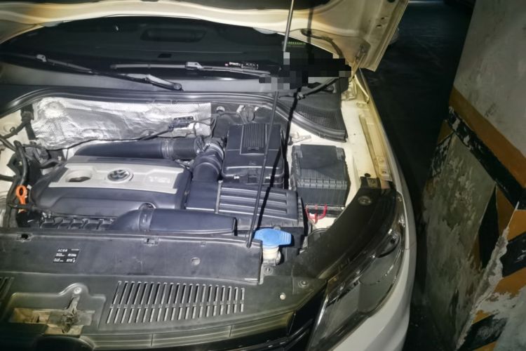 Used Volkswagen Tiguan 2012 1.8TSI Automatic Two-Wheel Drive Elite Edition Engine Bay Left