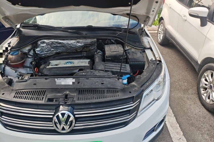 Used Volkswagen Tiguan 2012 1.8TSI Automatic All-Wheel Drive Elite Edition Engine Bay Left