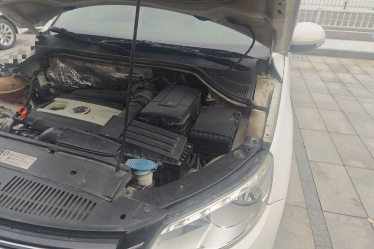 Used Volkswagen Tiguan 2012 1.8TSI Automatic Two-Wheel Drive Trend Edition Engine Bay Left