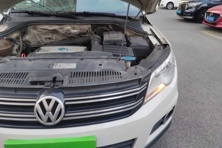 Used Volkswagen Tiguan 2012 1.8TSI Automatic Two-Wheel Drive Elite Edition Engine Bay Left