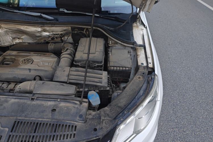Used Volkswagen Tiguan 2012 1.8TSI Automatic All-Wheel Drive Elite Edition Engine Bay Left