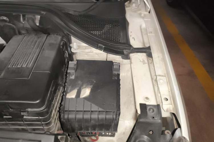 Used Volkswagen Tiguan 2012 1.8TSI Automatic Two-Wheel Drive Elite Edition Engine Bay Left