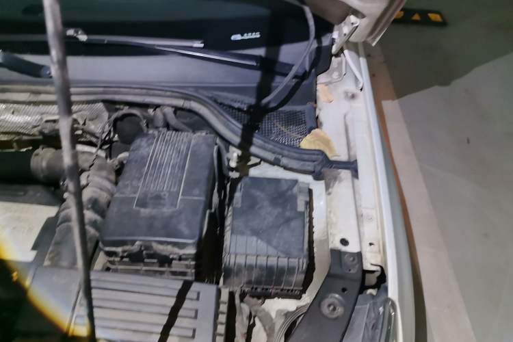 Used Volkswagen Tiguan 2012 1.8TSI Automatic All-Wheel Drive Elite Edition Engine Bay Left