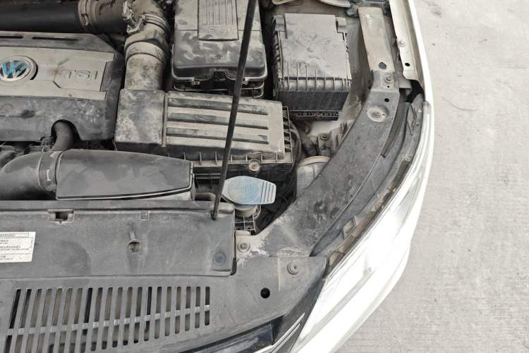 Used Volkswagen Tiguan 2012 1.8TSI Automatic Two-Wheel Drive Elite Edition Engine Bay Left