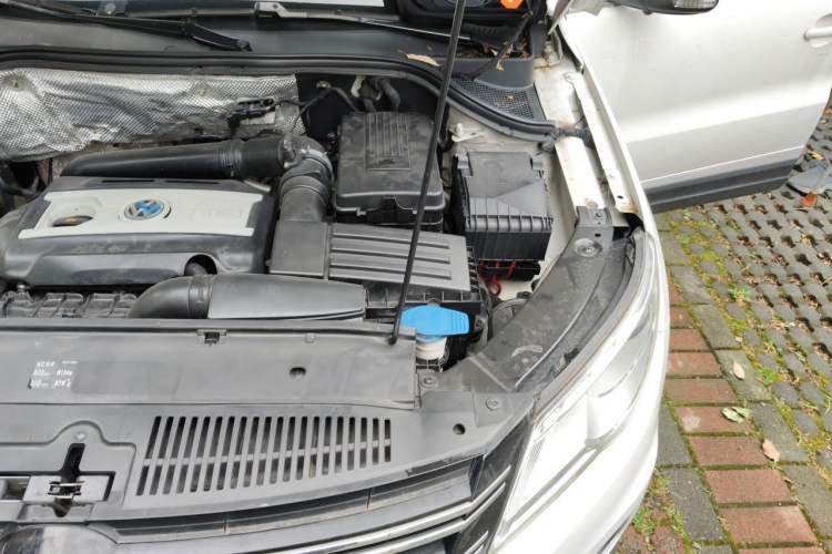 Used Volkswagen Tiguan 2012 1.8TSI Automatic All-Wheel Drive Elite Edition Engine Bay Left