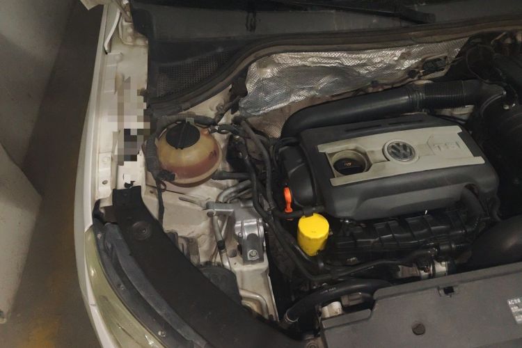 Used Volkswagen Tiguan 2012 1.8TSI Automatic All-Wheel Drive Elite Edition Engine Bay Right