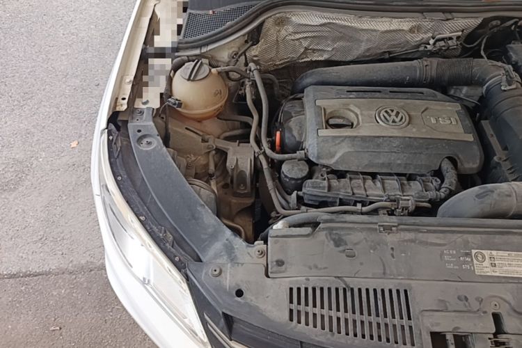 Used Volkswagen Tiguan 2012 1.8TSI Automatic Two-Wheel Drive Trend Edition Engine Bay Right