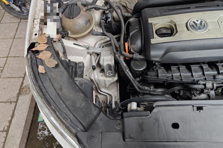 Used Volkswagen Tiguan 2012 1.8TSI Automatic All-Wheel Drive Elite Edition Engine Bay Right