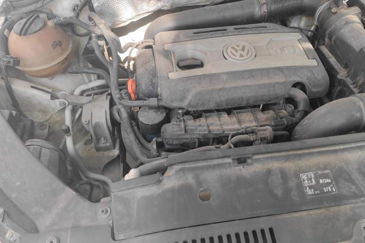 Used Volkswagen Tiguan 2012 1.8TSI Automatic Two-Wheel Drive Trend Edition Engine Bay Right