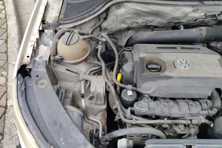 Used Volkswagen Tiguan 2012 1.8TSI Automatic Two-Wheel Drive Elite Edition Engine Bay Right