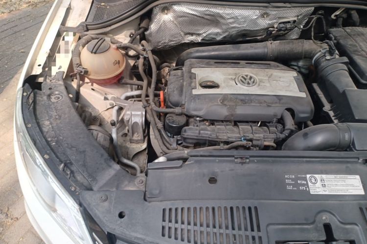 Used Volkswagen Tiguan 2012 1.8TSI Automatic All-Wheel Drive Elite Edition Engine Bay Right