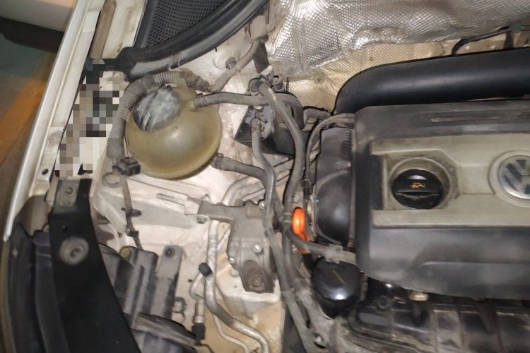 Used Volkswagen Tiguan 2012 1.8TSI Automatic Two-Wheel Drive Trend Edition Engine Bay Right