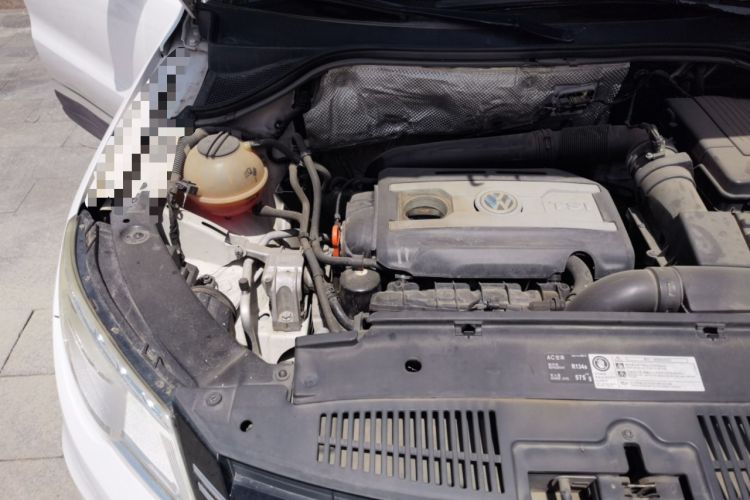 Used Volkswagen Tiguan 2012 1.8TSI Automatic Two-Wheel Drive Elite Edition Engine Bay Right