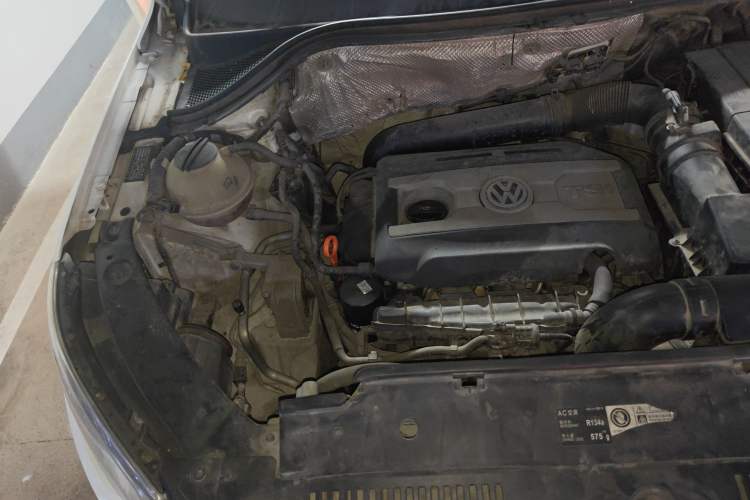 Used Volkswagen Tiguan 2012 1.8TSI Automatic Two-Wheel Drive Elite Edition Engine Bay Right