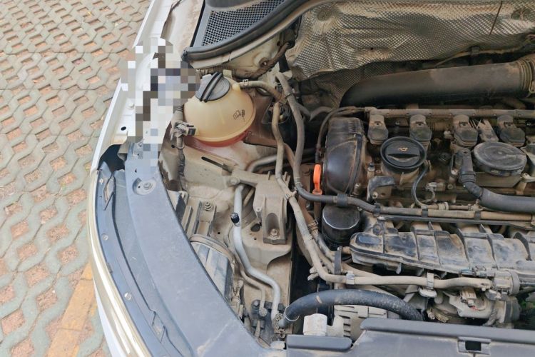 Used Volkswagen Tiguan 2012 1.8TSI Manual Two-Wheel Drive Enjoyment Edition Engine Bay Right