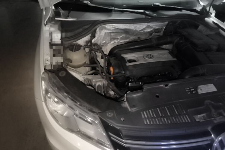 Used Volkswagen Tiguan 2012 1.8TSI Automatic All-Wheel Drive Elite Edition Engine Bay Right
