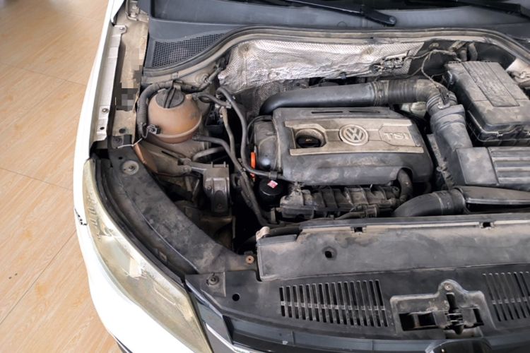 Used Volkswagen Tiguan 2012 1.8TSI Automatic Two-Wheel Drive Urban Edition Engine Bay Right