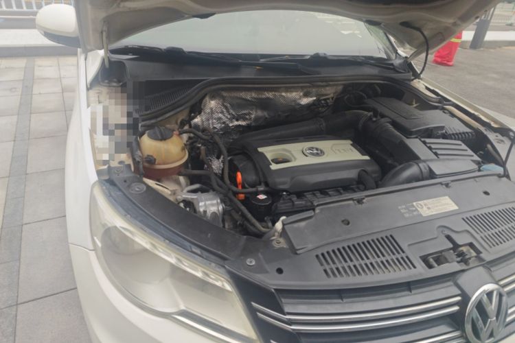 Used Volkswagen Tiguan 2012 1.8TSI Automatic Two-Wheel Drive Trend Edition Engine Bay Right