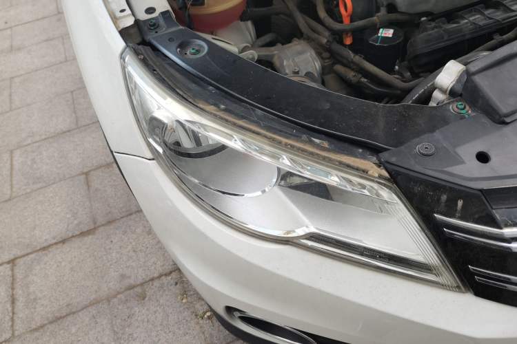 Used Volkswagen Tiguan 2012 2.0 TSI Automatic All-Wheel Drive Elite Edition Engine Bay Right