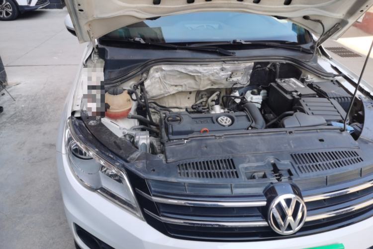 Used Volkswagen Tiguan 2012 1.4TSI Manual Two-Wheel-Drive Urban Edition Engine Bay Right