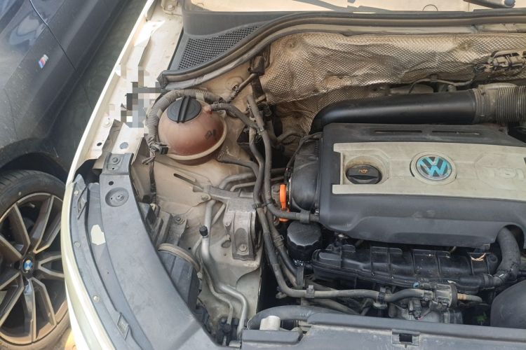 Used Volkswagen Tiguan 2012 1.8TSI Automatic All-Wheel Drive Elite Edition Engine Bay Right
