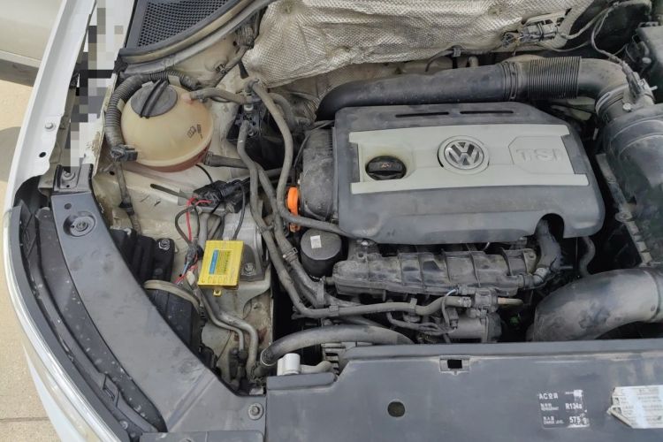 Used Volkswagen Tiguan 2012 1.8TSI Automatic All-Wheel Drive Elite Edition Engine Bay Right