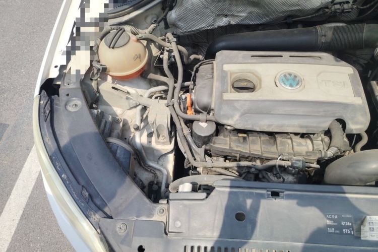 Used Volkswagen Tiguan 2012 1.8TSI Automatic All-Wheel Drive Elite Edition Engine Bay Right