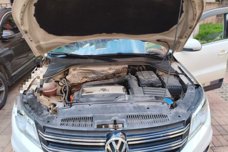 Used Volkswagen Tiguan 2012 1.8TSI Automatic All-Wheel Drive Fashion Edition Engine Bay