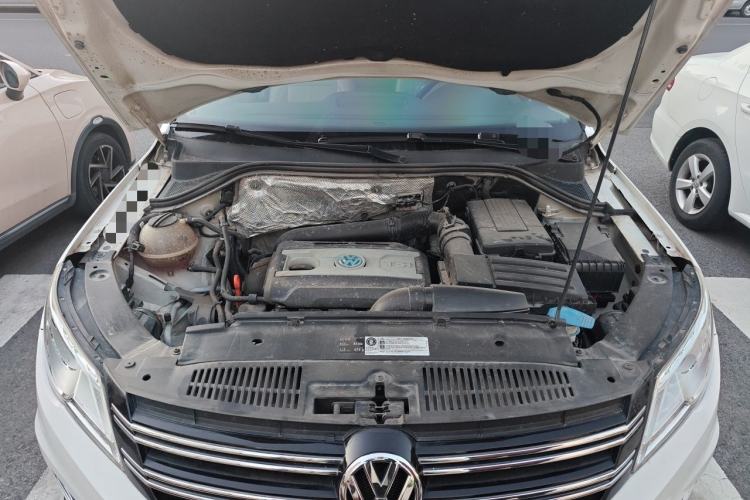 Used Volkswagen Tiguan 2012 1.8TSI Automatic All-Wheel Drive Elite Edition Engine Bay