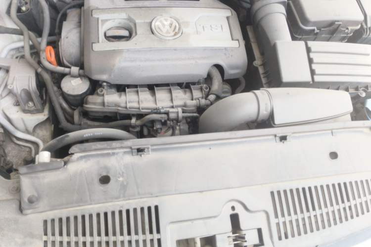 Used Volkswagen Tiguan 2012 1.8TSI Automatic All-Wheel Drive Elite Edition Engine Bay