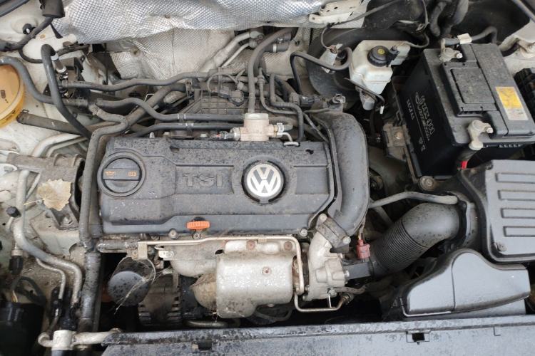 Used Volkswagen Tiguan 2012 1.4TSI Manual Two-Wheel-Drive Urban Edition Engine Bay