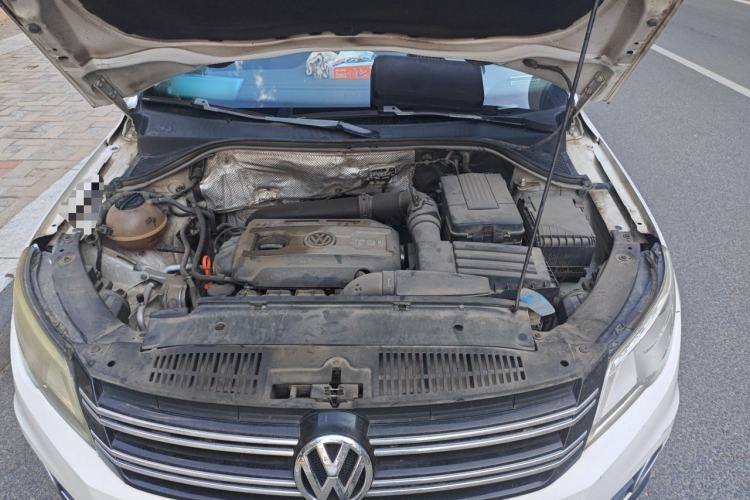 Used Volkswagen Tiguan 2012 1.8TSI Automatic All-Wheel Drive Elite Edition Engine Bay